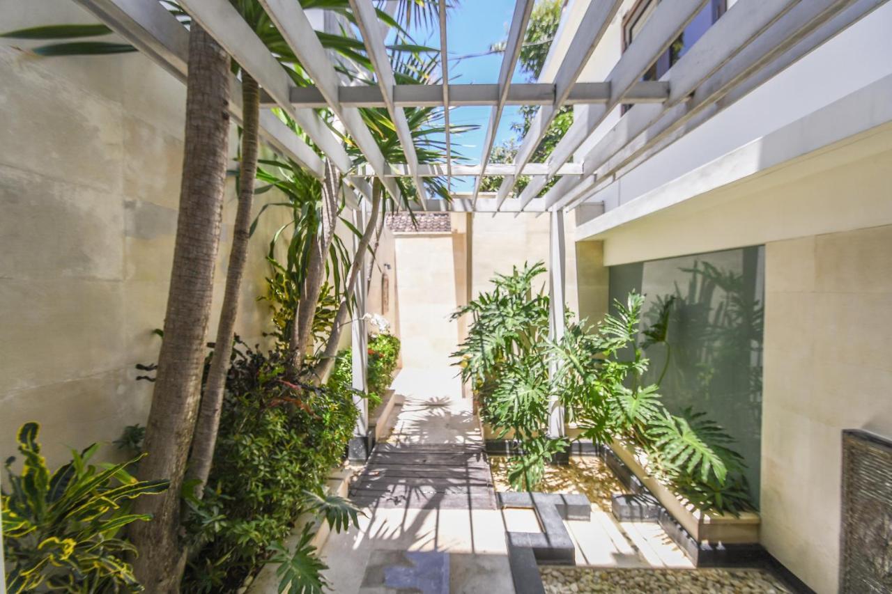 विला Amalia Swan Haven Seminyak (Bali)